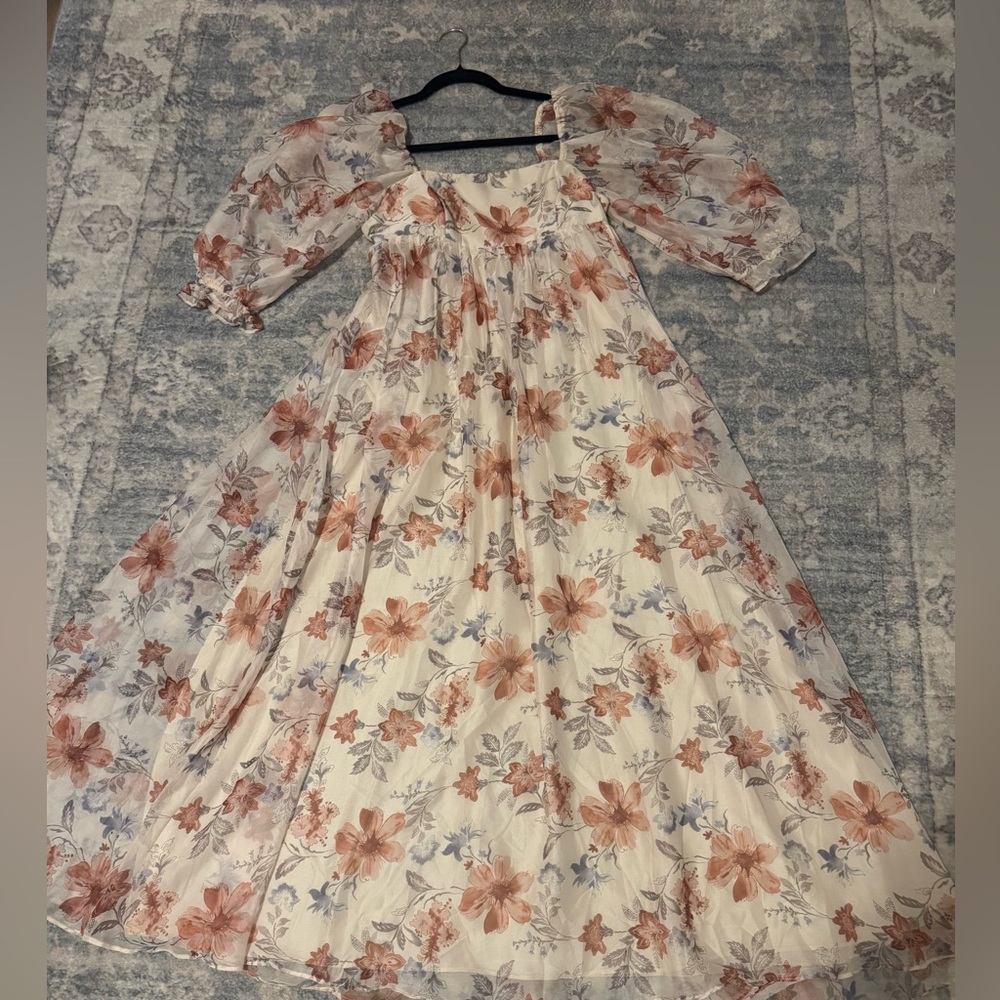 Storia Floral Maxi Dress in Cream and Pink